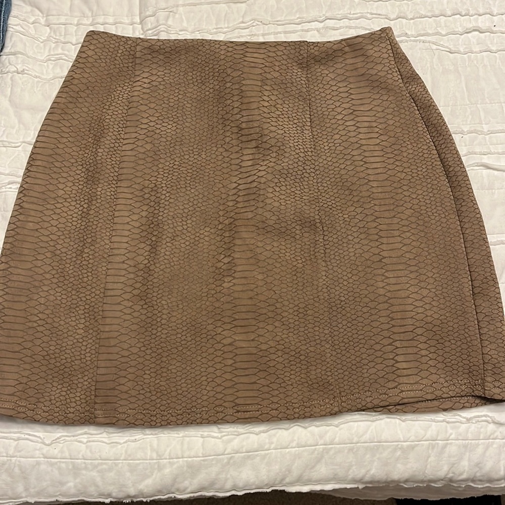 Womens skirt. Size small.